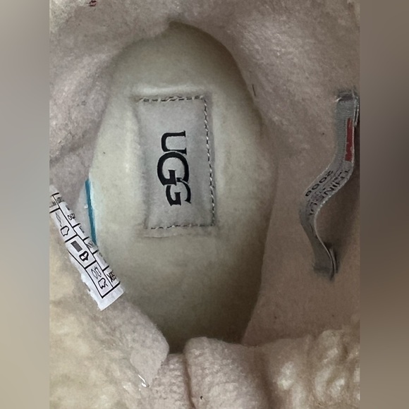 UGG Bellemore Weather 1130356K Kids Size 2 - Picture 5 of 7